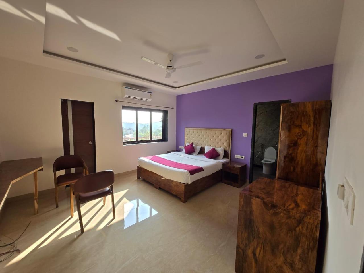 Hill View Hotel By Bil Lonavala Eksteriør billede