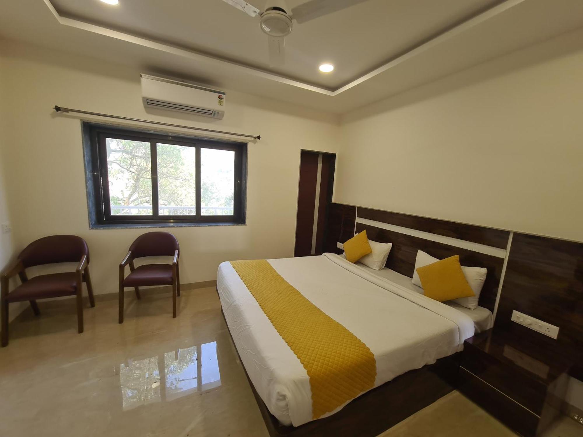 Hill View Hotel By Bil Lonavala Eksteriør billede