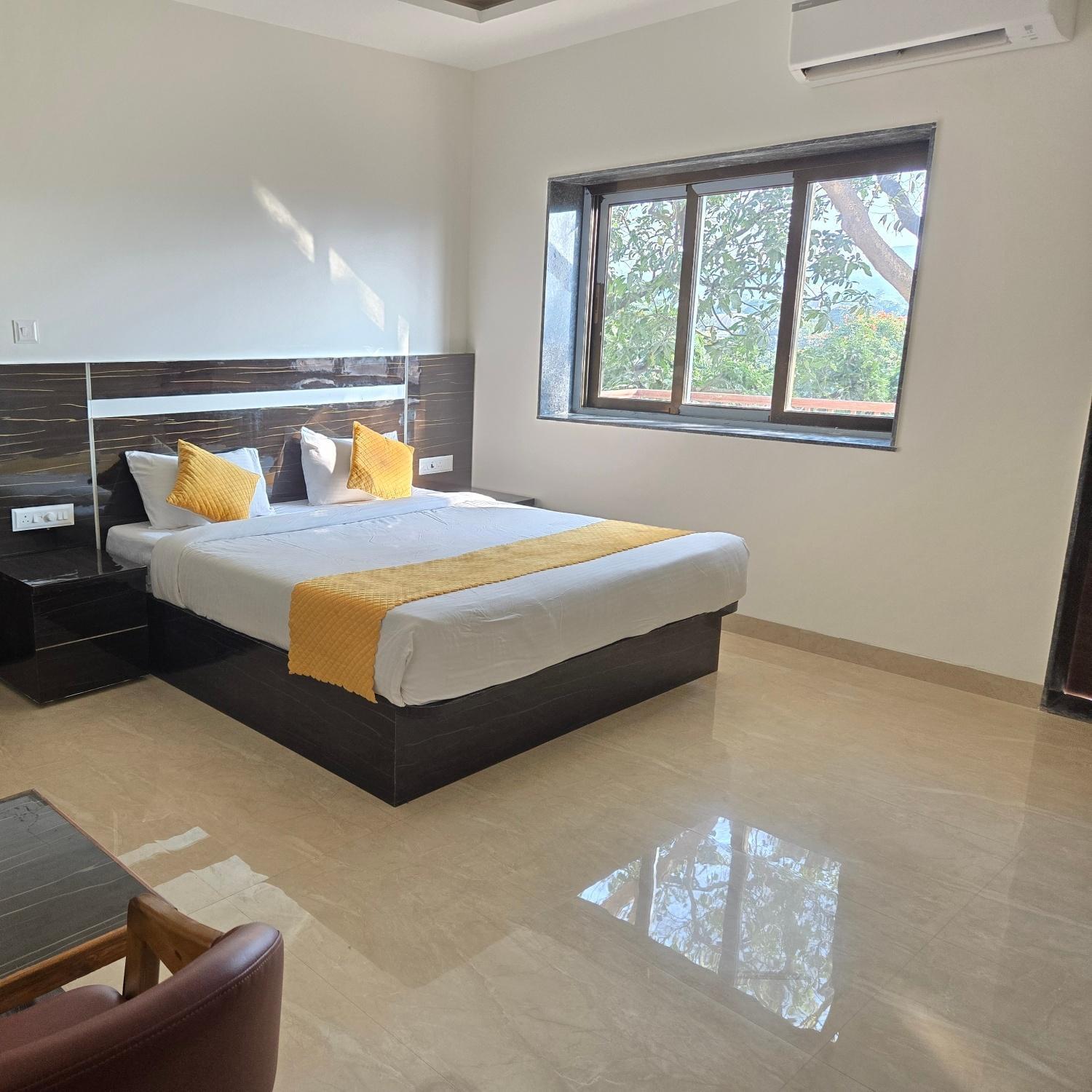 Hill View Hotel By Bil Lonavala Eksteriør billede